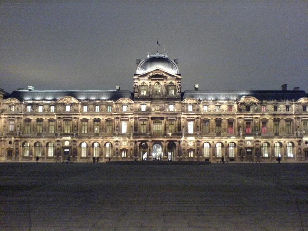 Lovely Apartment In Heart Of Paris 10 Min Walk To Louvre 0*,  France