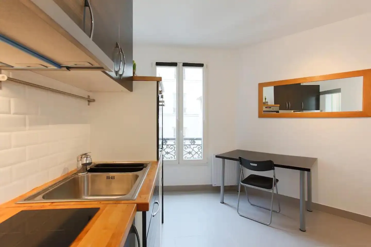 Lovely Apartment In Heart Of Paris 10 Min Walk To Louvre France