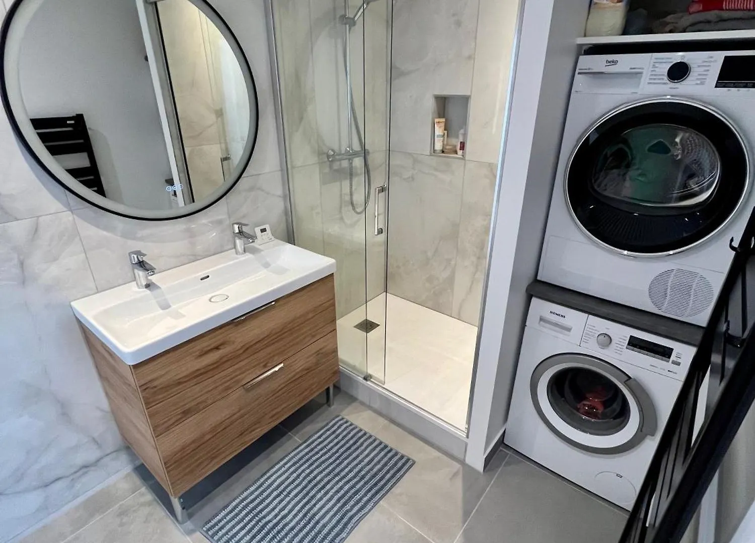 Lovely Apartment In Heart Of Paris 10 Min Walk To Louvre 0*,  France