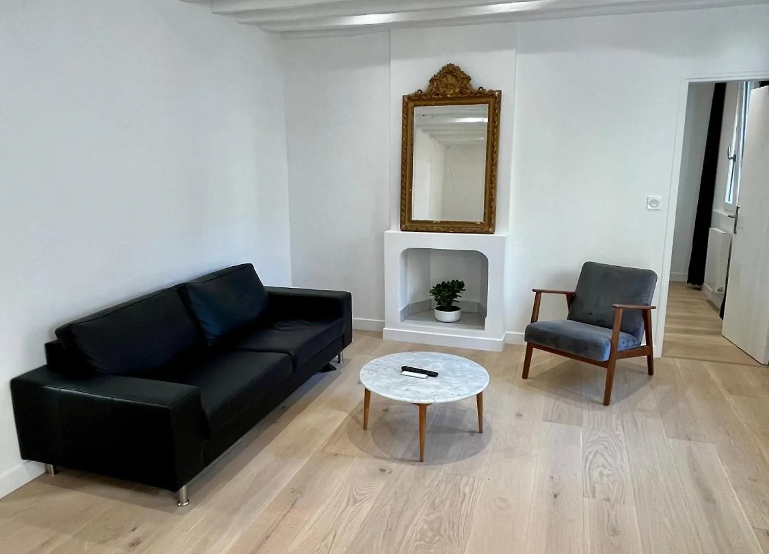 Lovely Apartment In Heart Of Paris 10 Min Walk To Louvre